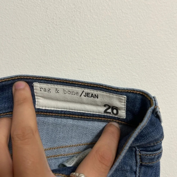 Rag & Bone Capri Skinny Jeans - Picture 3 of 4